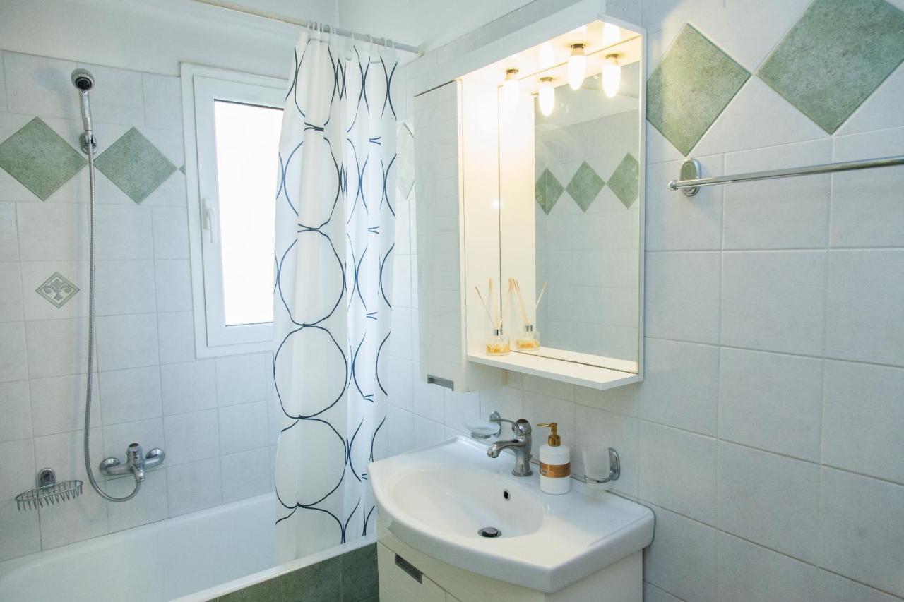 Lovely Apt In Peristeri Atina Dış mekan fotoğraf