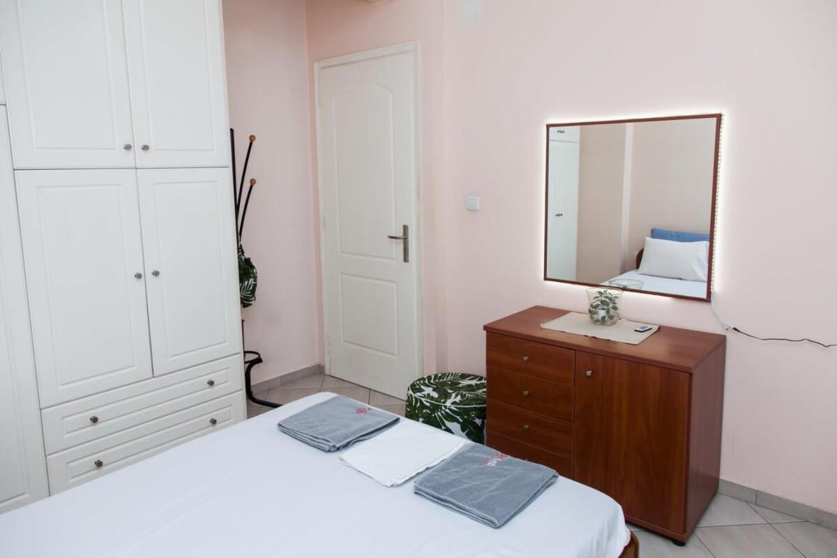 Lovely Apt In Peristeri Atina Dış mekan fotoğraf